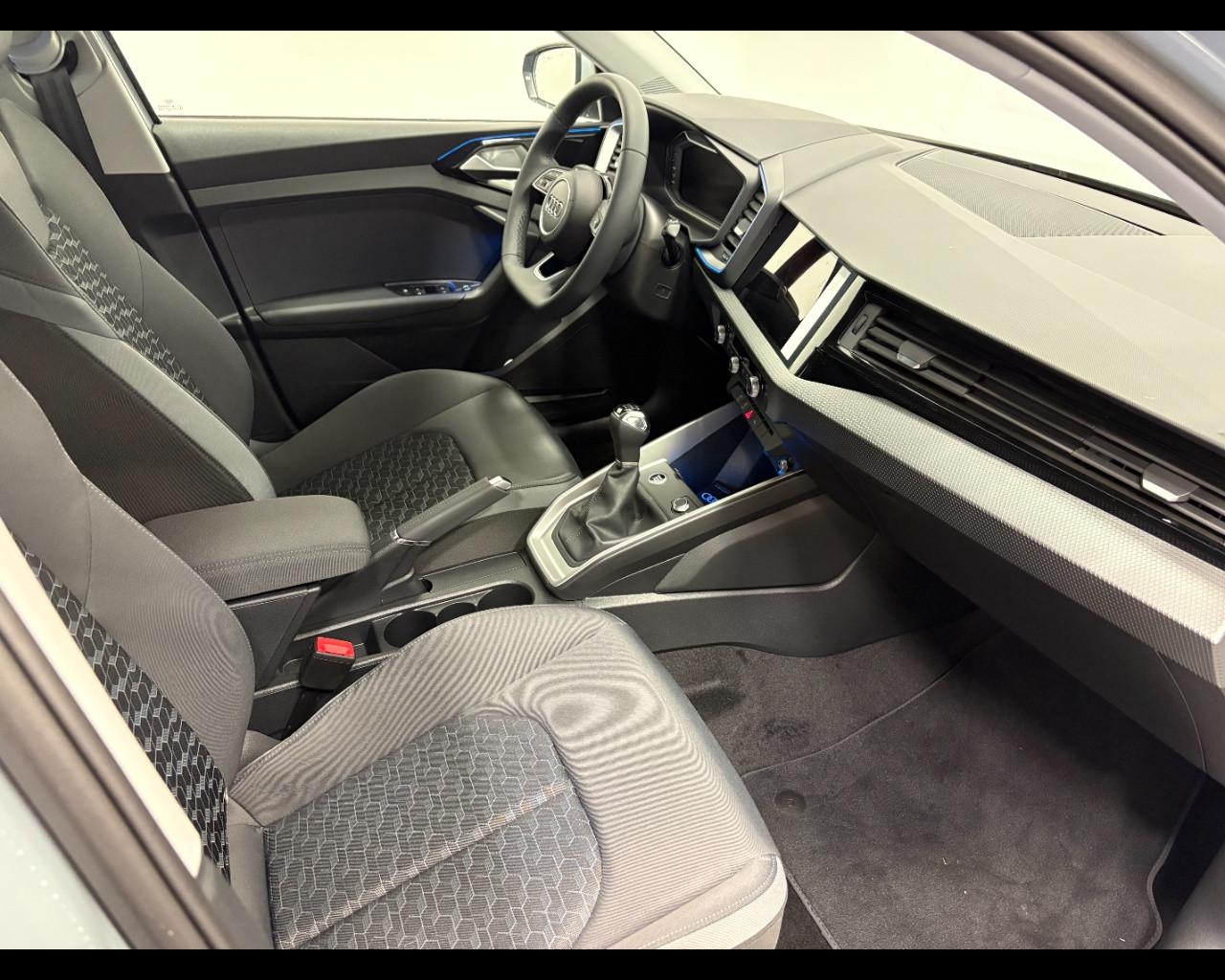 AUDI A1 SPORTBACK 30 TFSI S-LINE EDITION