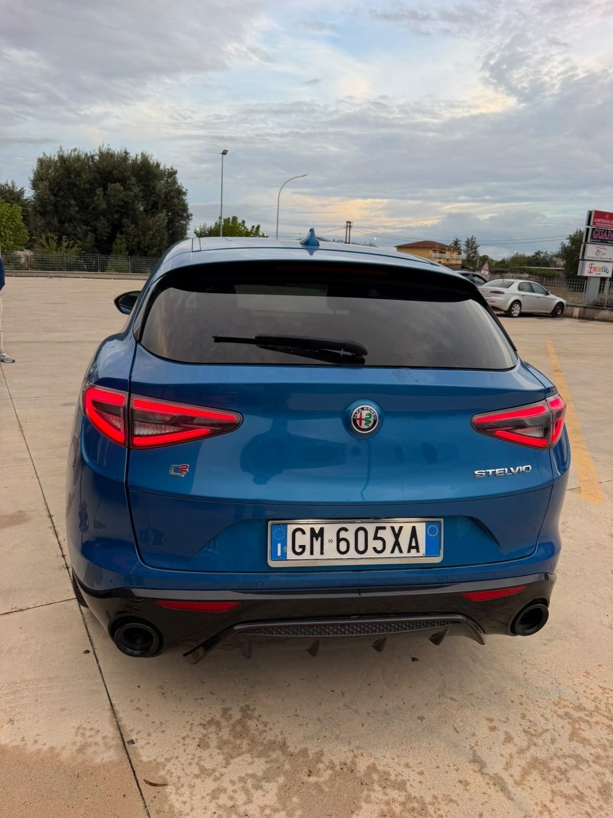 Alfa Romeo Stelvio 2.2 Turbodiesel 160 CV autocarro n1 Veloce