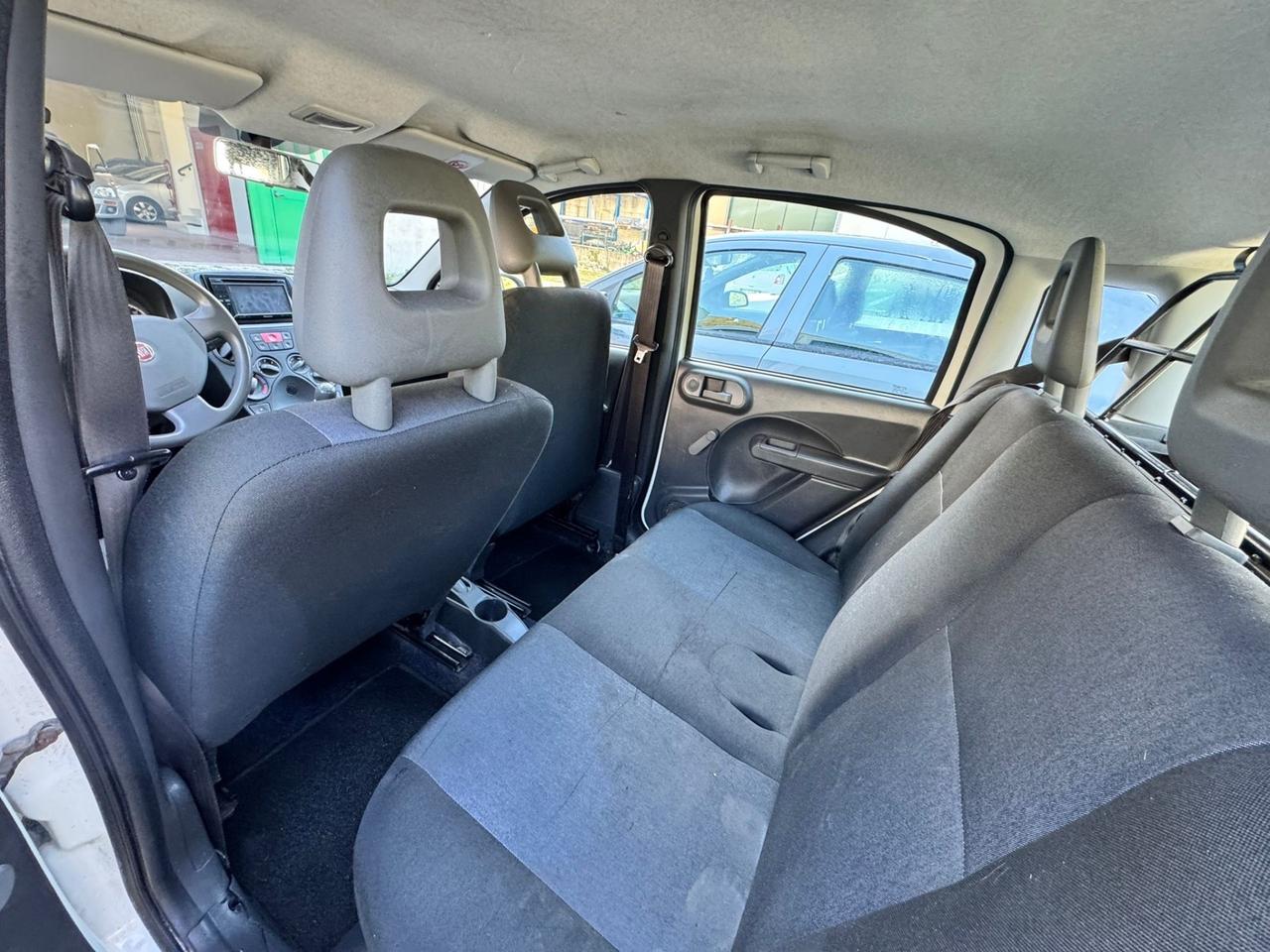 Fiat Panda 1.2 Active. AUTOCARRO SI NEOPATENTATI