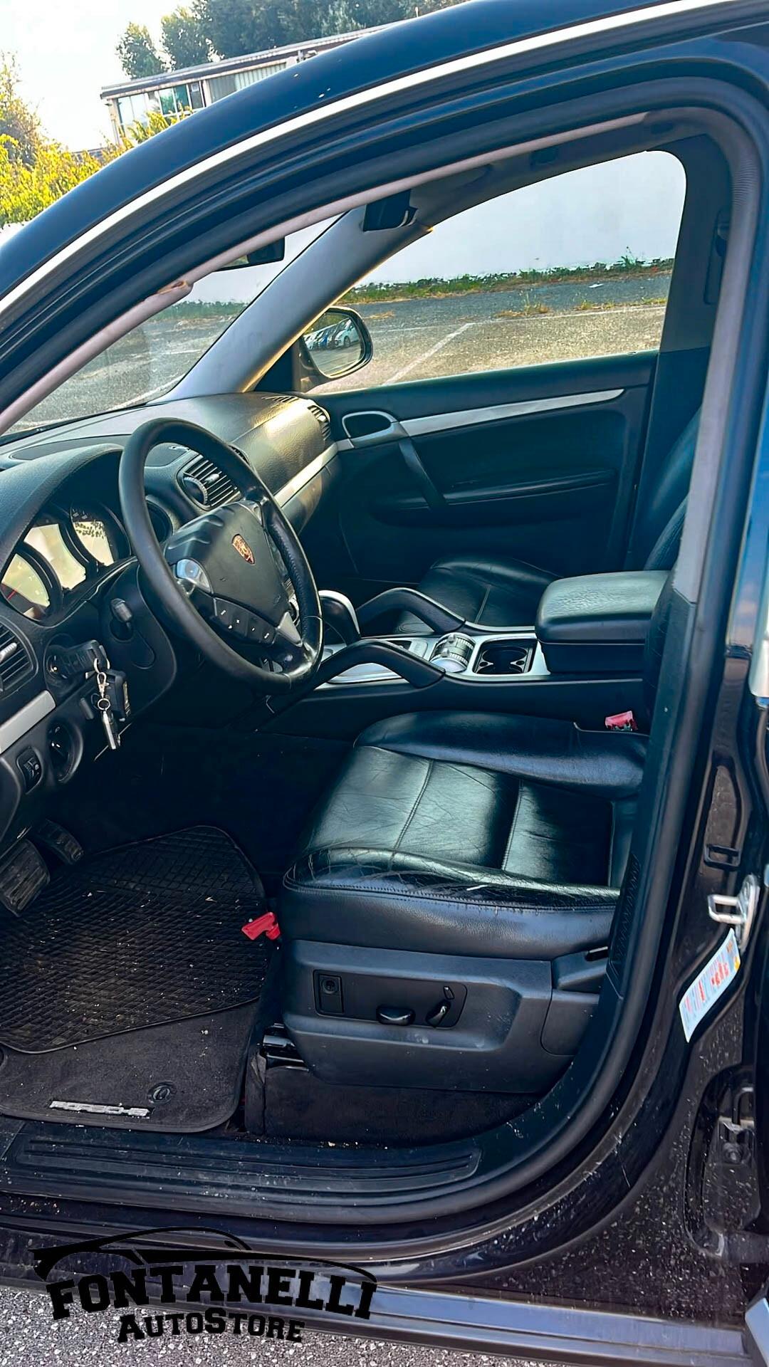Porsche Cayenne 3.2 V6 cat