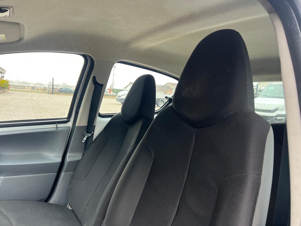 Toyota Aygo 1.0 12V VVT-i 5 porte Now