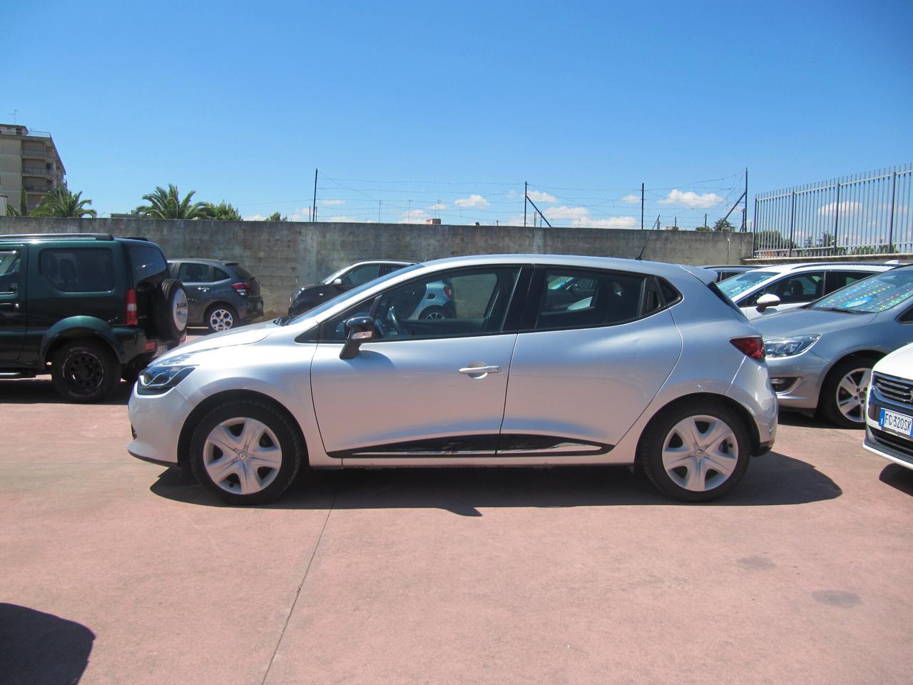 Renault Clio 1.2 75CV 5 porte Live - benzgpl