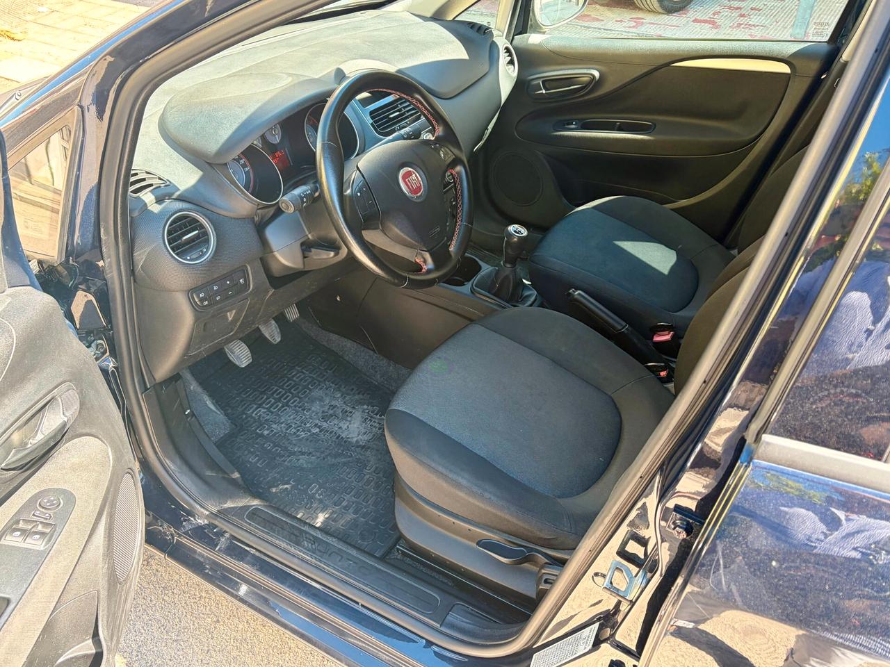 Fiat Punto 1.3 MJT 95 CV 5p "STREET"-'16