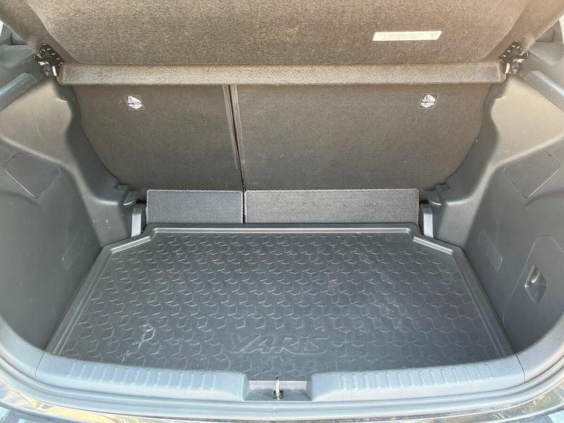 Toyota Yaris 1.5 Hybrid 5 porte Active