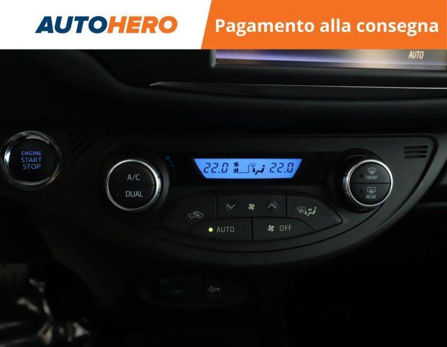 TOYOTA Yaris 1.5 5 porte Lounge
