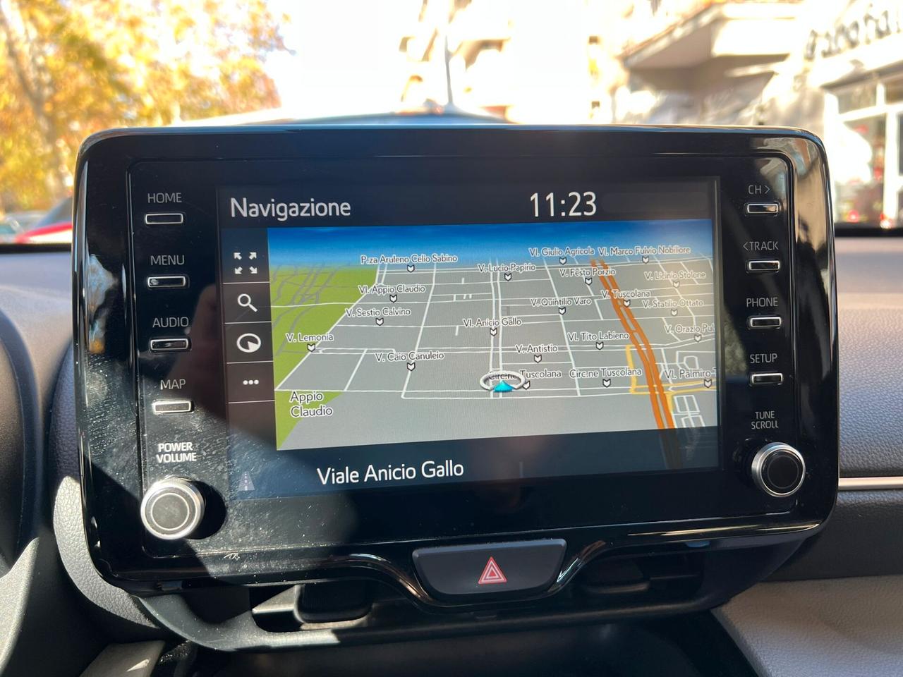 Toyota Yaris Cross 1.5 Hybrid E-CVT AWD-i Business