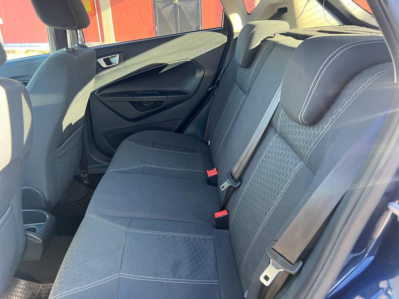 Ford Fiesta 1.4 TDCi 70CV 5 porte Titanium