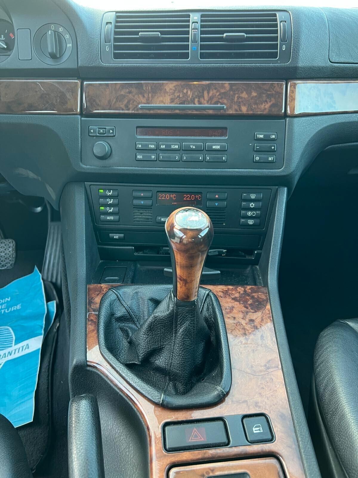 Bmw 528 528i 24V cat Touring Attiva