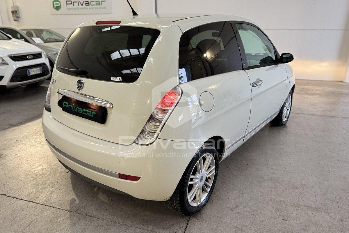 LANCIA Ypsilon 1.2 Platino