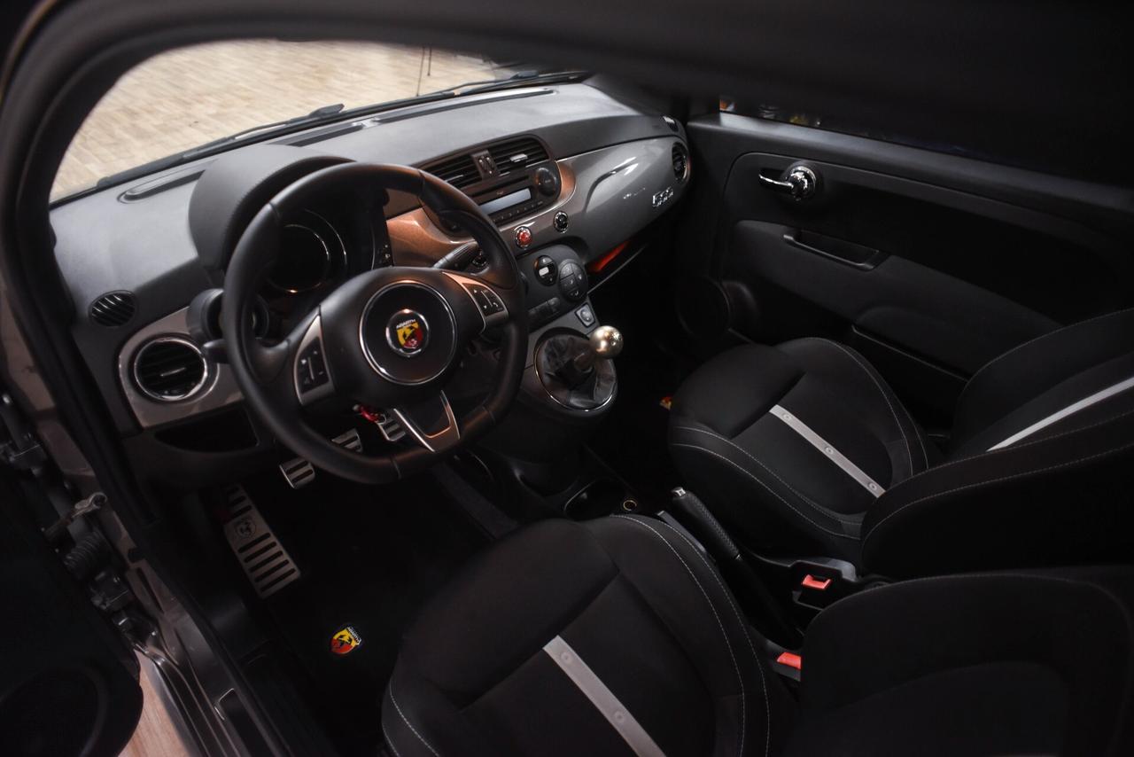 Abarth 595 C 1.4 Turbo T-Jet 140 CV