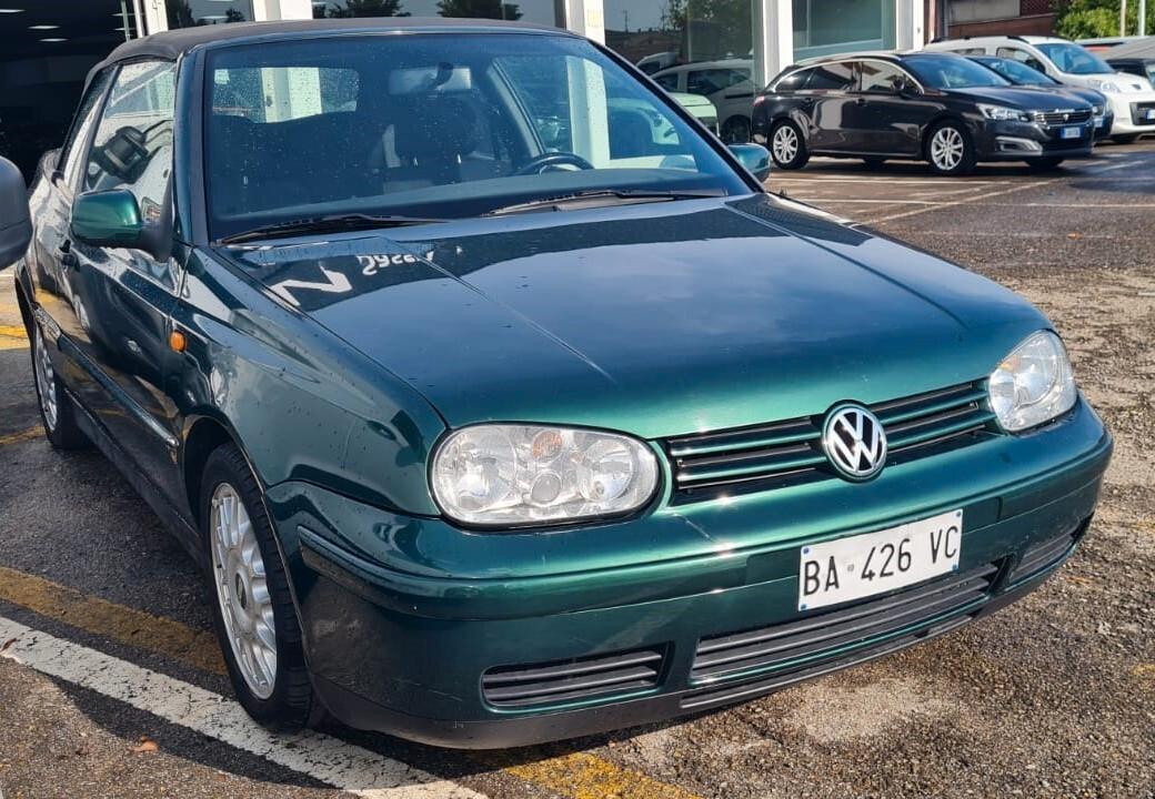 Volkswagen Golf Cabriolet 1.8/75 CV cat Movie