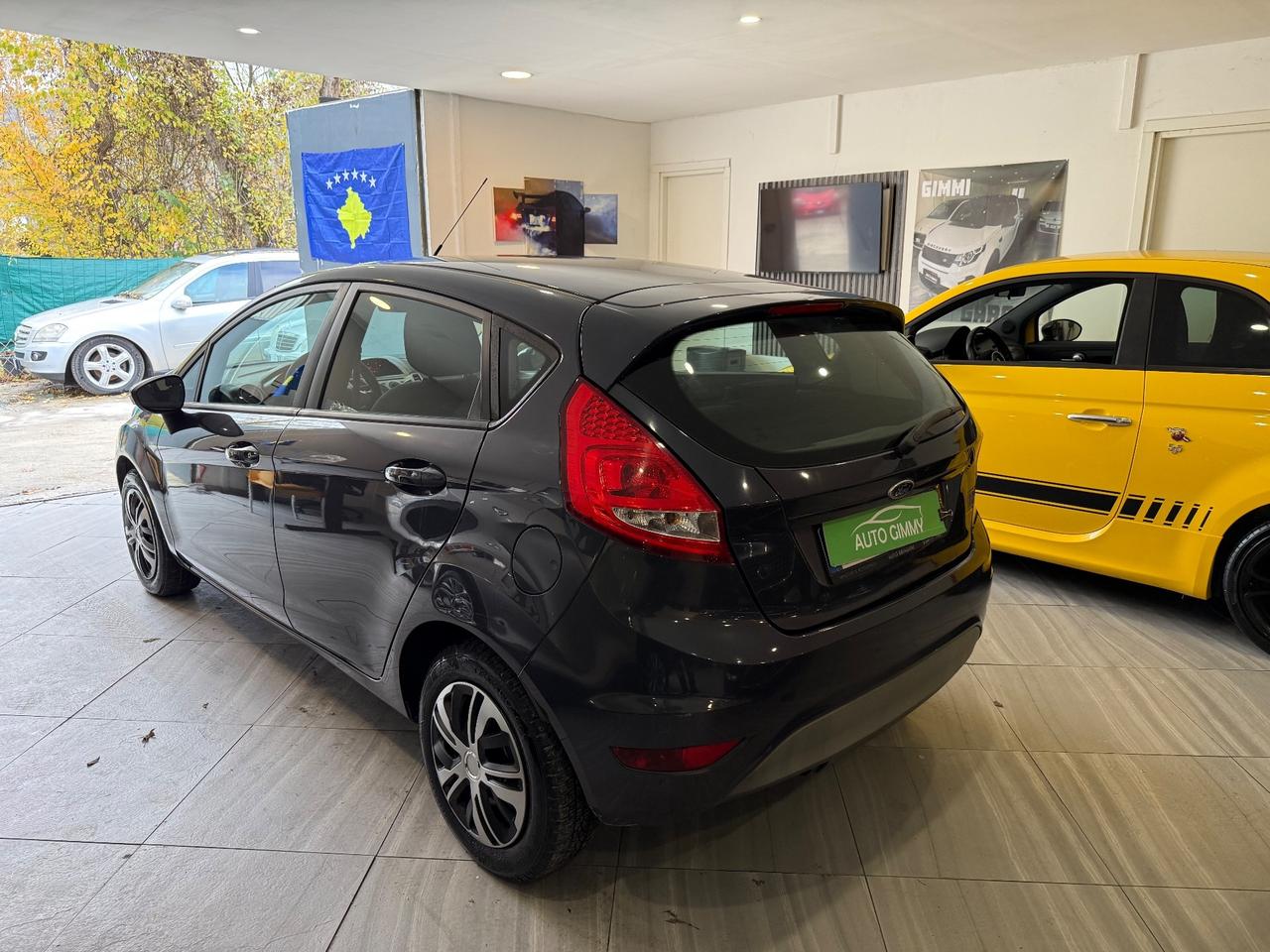 Ford Fiesta 1.2 BENZINA ANNO 2011 neopatentati