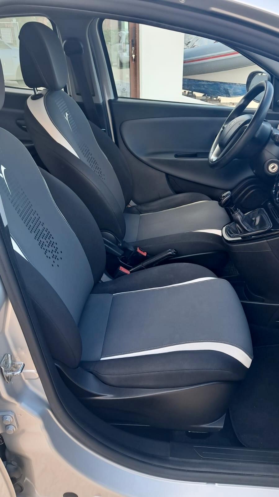 Lancia Ypsilon 1.3 MJT 16V 95 CV 5 porte S&S Elle