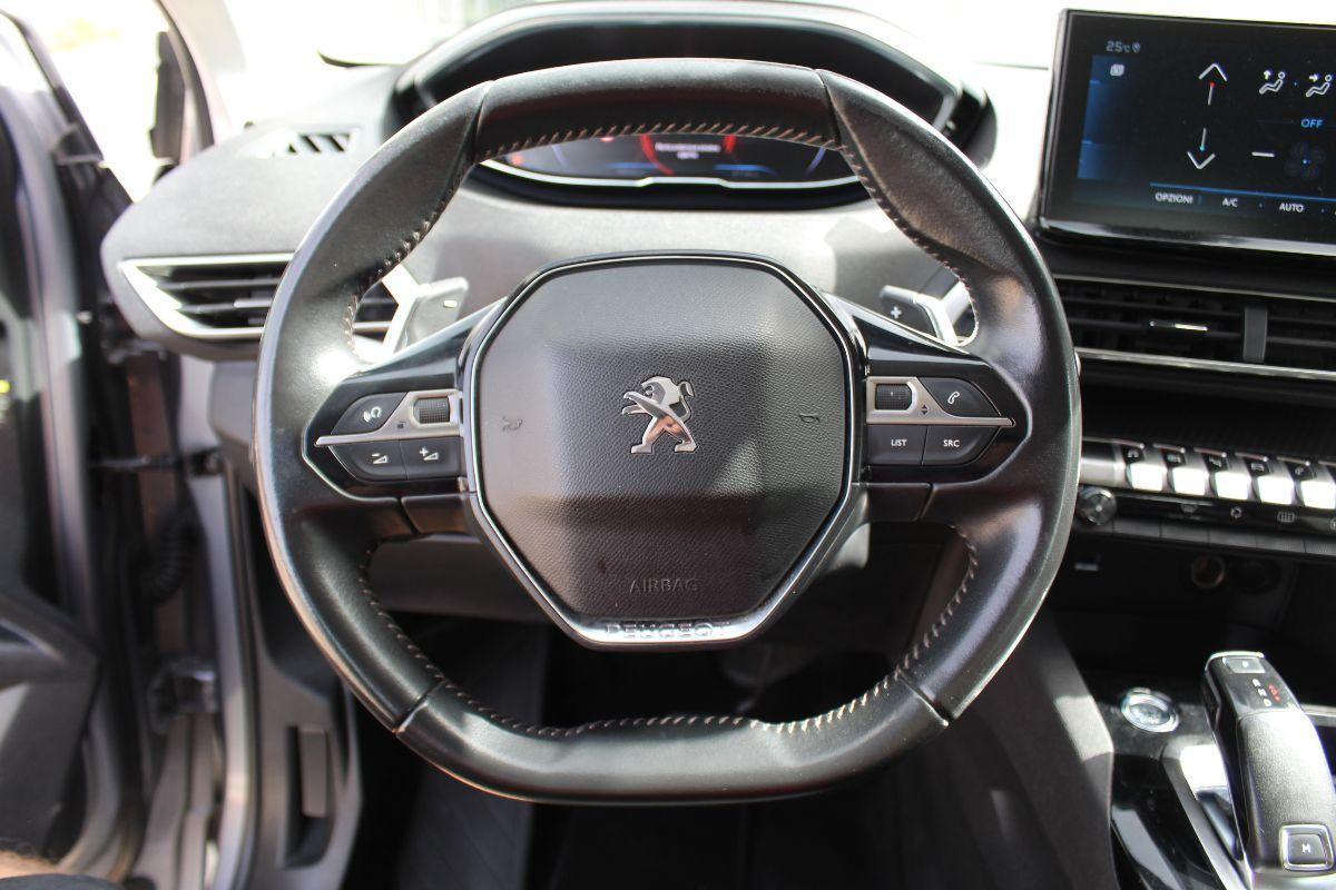 PEUGEOT - 3008 - BlueHDi 130 EAT8 S&S Allure