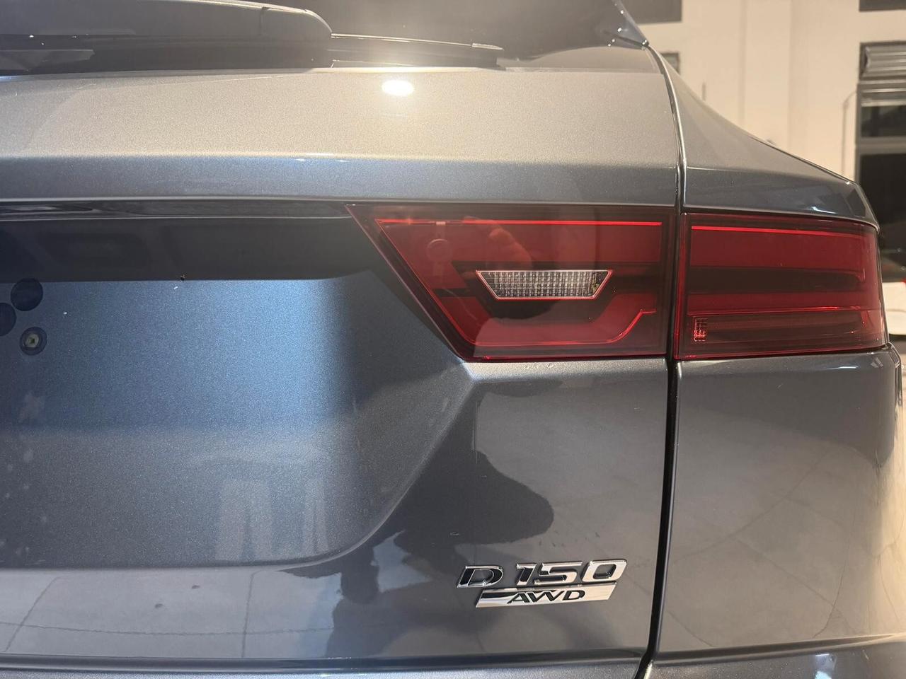 Jaguar E-Pace 2.0D 150 CV AWD aut. R-Dynamic S