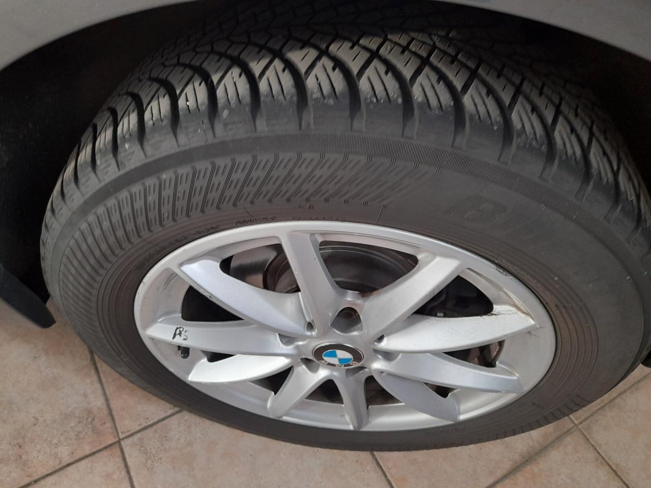 Bmw 2er Active Tourer 218d Advantage