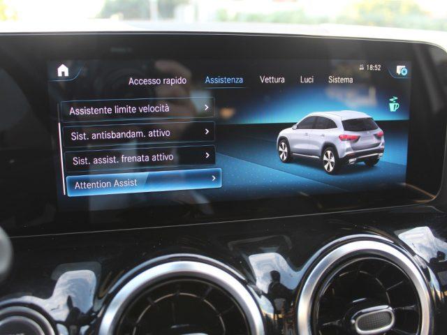 MERCEDES-BENZ GLA 200 d Automatic Premium