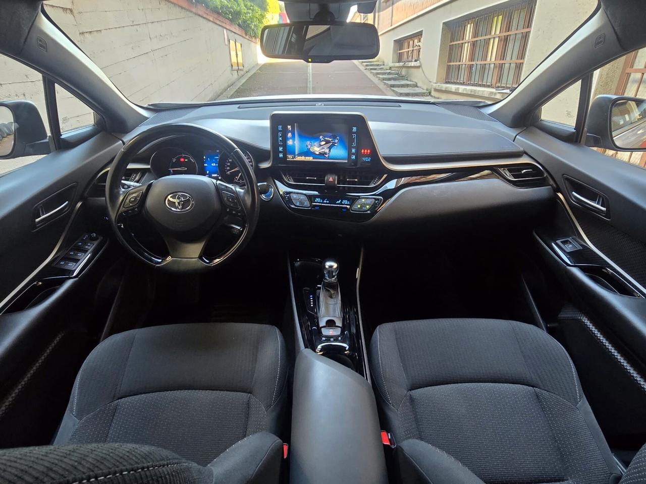 Toyota C-HR 1.8 Hybrid E-CVT Trend - UNICO PROPRIETARIO
