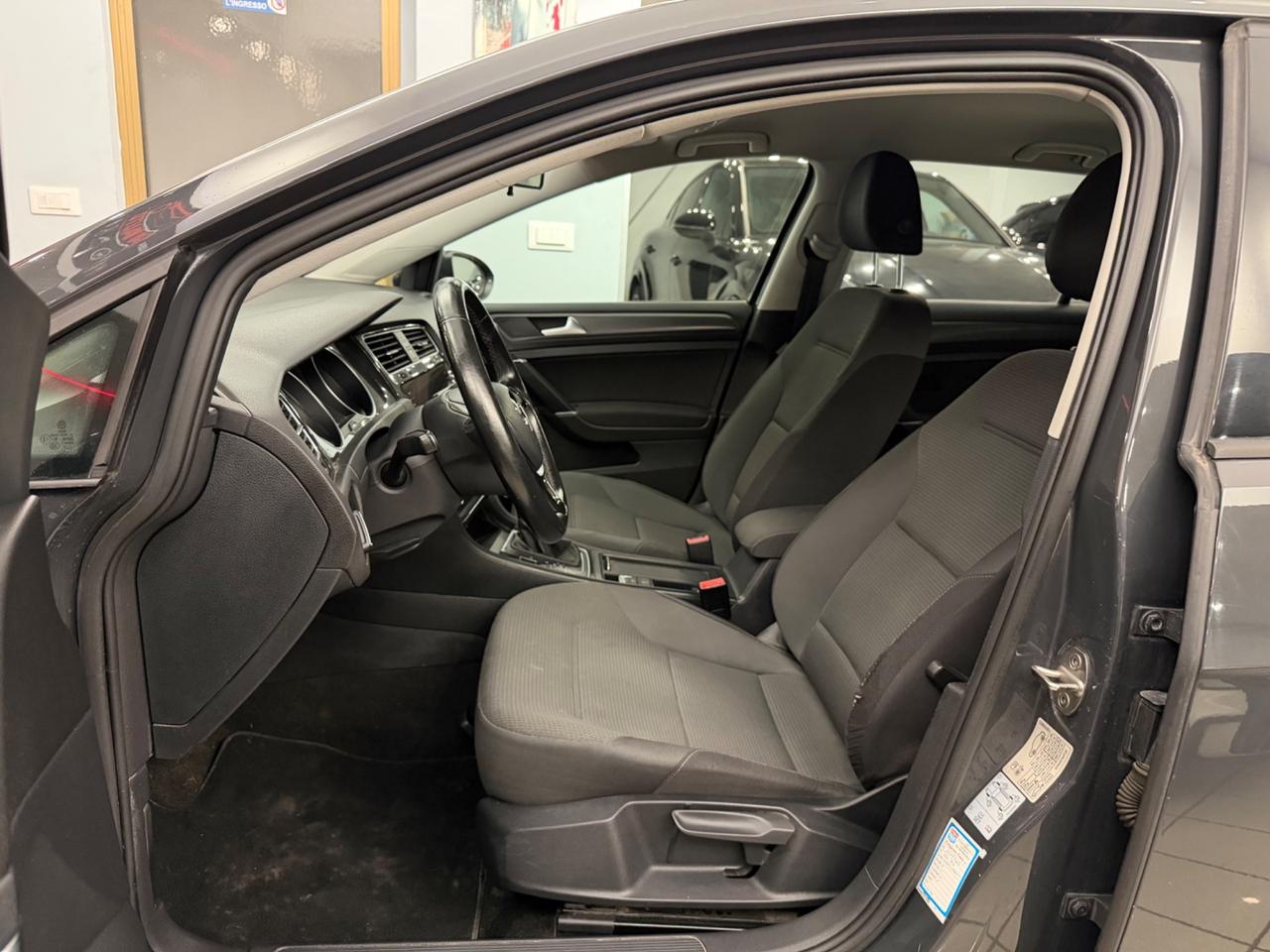 Golf Variant 1.6 TDI 115 CV DSG Executive BlueMotion Tech.