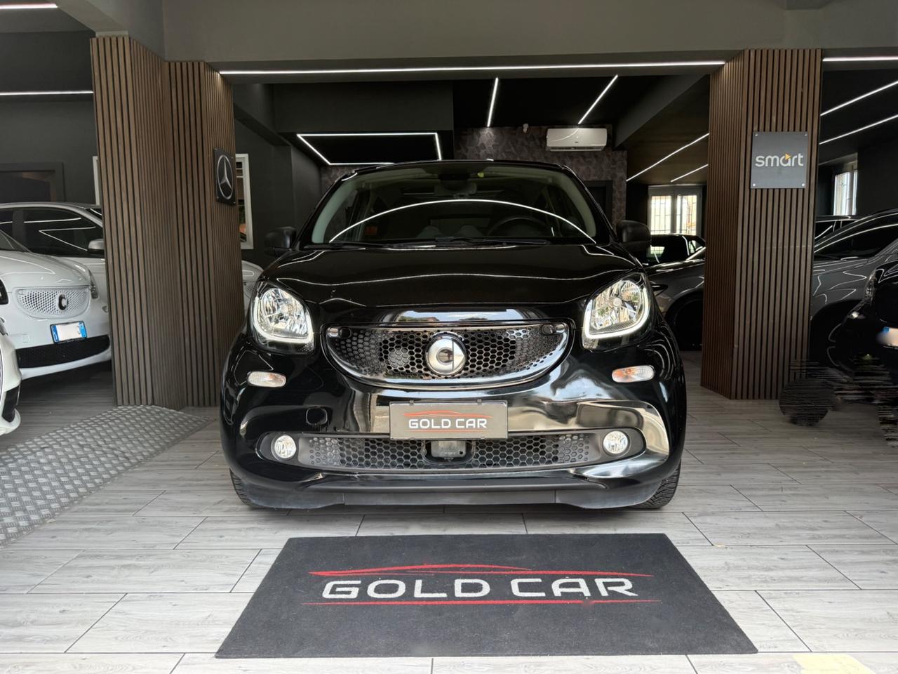 Smart ForFour 90 0.9 Turbo Superpassion NAVIGATORE FARI LED