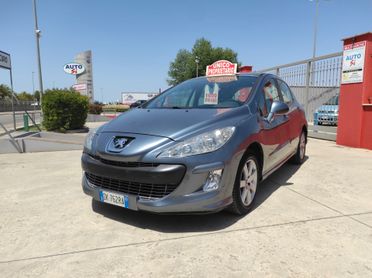 Peugeot 308 1.6 HDi - 90cv NEOPATENTATI