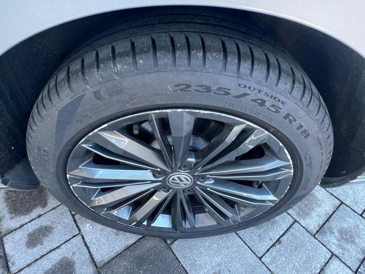 Volkswagen Passat 2.0 TDI DSG Executive FINANZIABILE