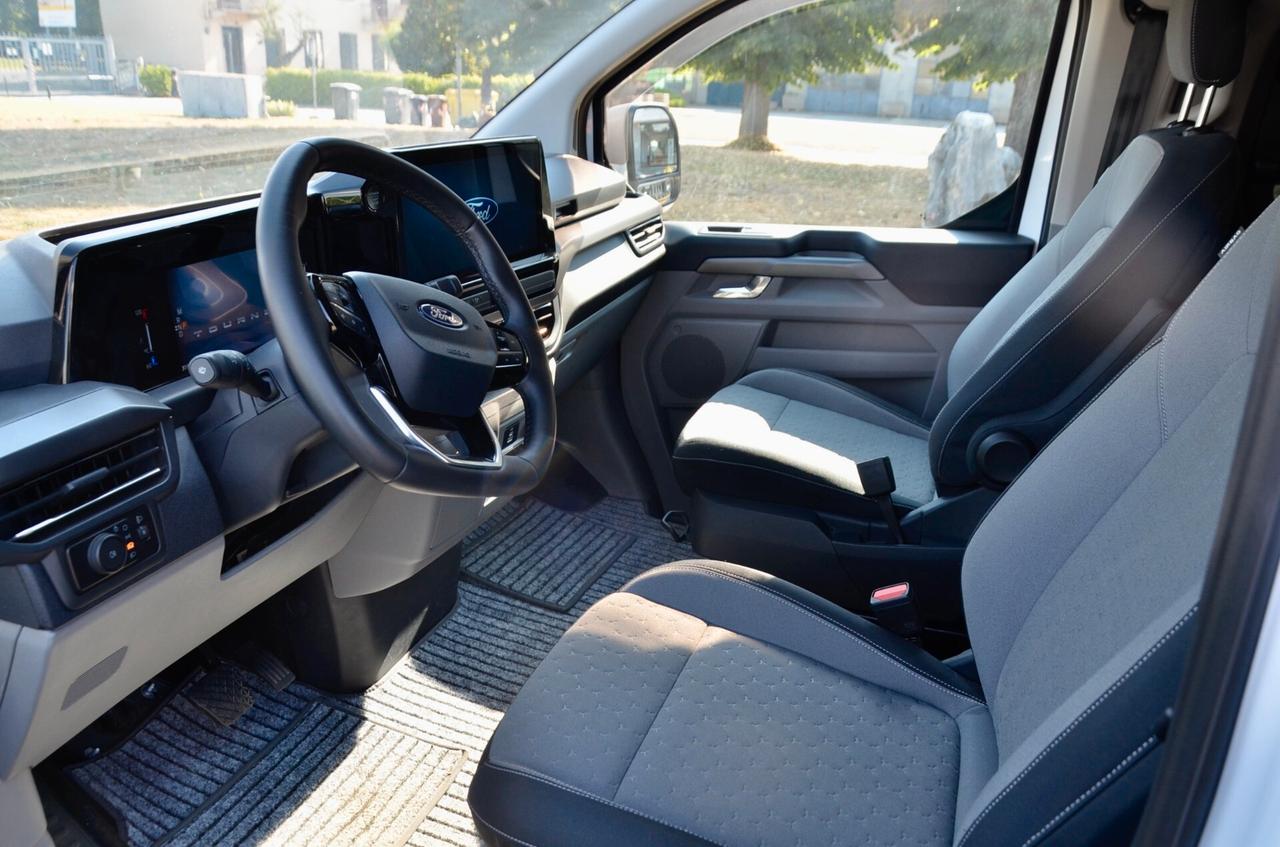 FORD TOURNEO CUSTOM 2.0 TDI TITANIUM 170cv AUT. 8 POSTI, UFF ITALIANA, SERVICE DIMOSTRABILI, FARI LED, RETROCAMERA, PERMUTE