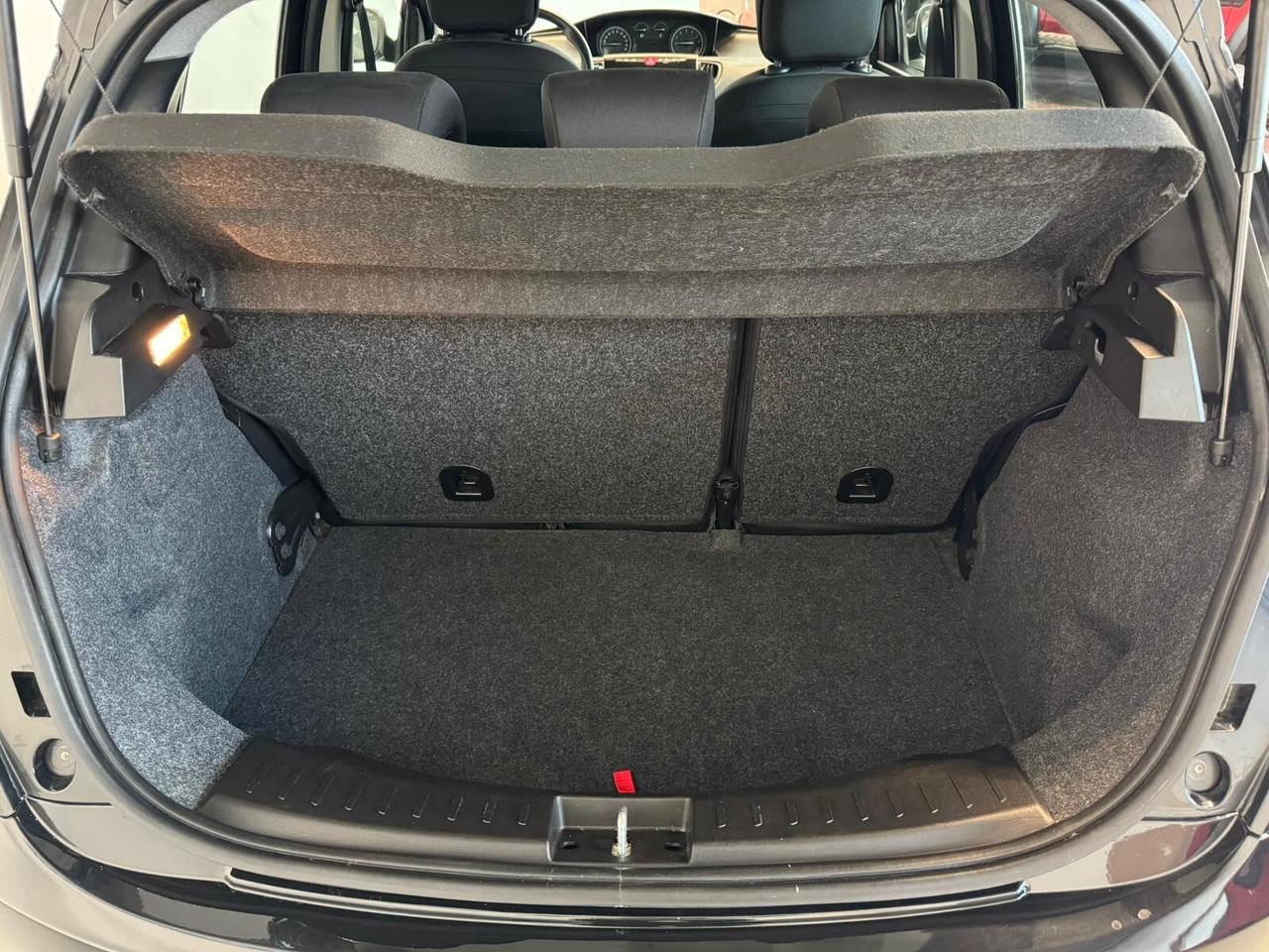 Lancia Ypsilon 1.2 69 CV 5 porte S&S Platinum 5 p.ti
