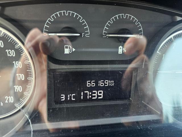 LANCIA Ypsilon 1.0 FireFly 5 porte S&S Hybrid Ecochic Silver