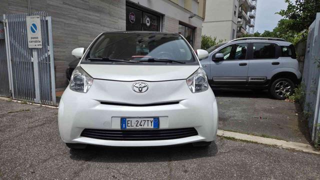 TOYOTA iQ 1.0 CVT Trend