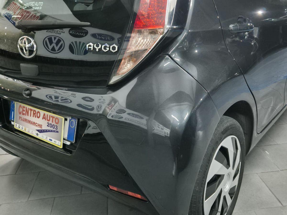 TOYOTA - Aygo - 1.0 VVT-i 69 CV 5 porte x-clusiv