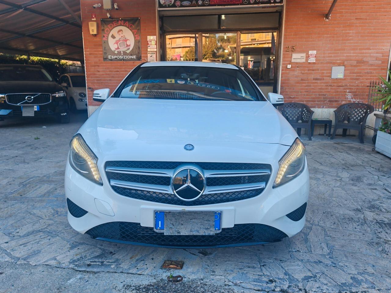 Mercedes-benz A 180 d Automatic Premium APPLE CARPLAY ANDROID AUTO