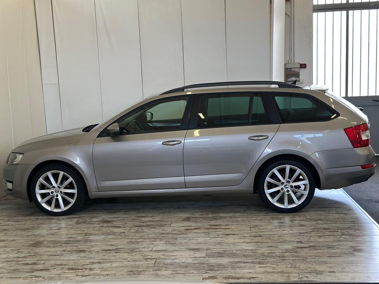 Skoda Octavia 1.6 TDI CR 110 CV 4x4 Wagon Executive