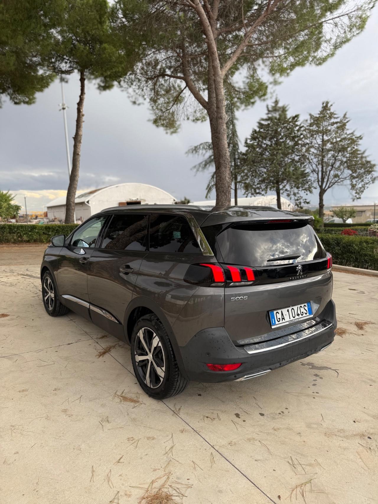 Peugeot 5008 BlueHDi 130 S&S Allure