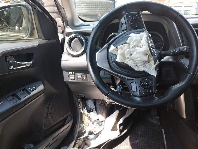 Toyota RAV 4 2.5 Hybrid 2WD Exclusive
