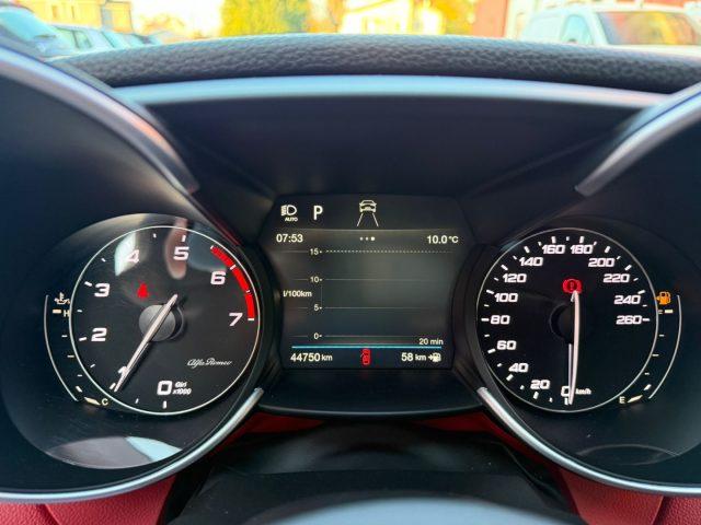 ALFA ROMEO Giulia 2.0 Turbo 280 CV AT8 AWD Q4 Veloce