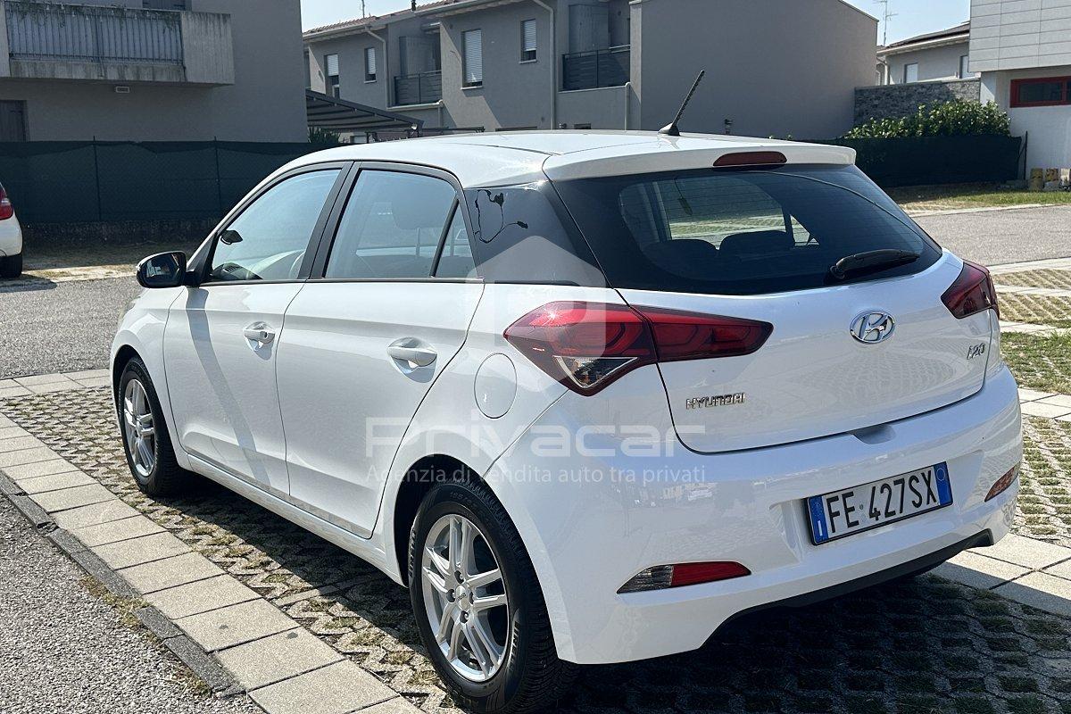 HYUNDAI i20 1.2 5 porte Classic
