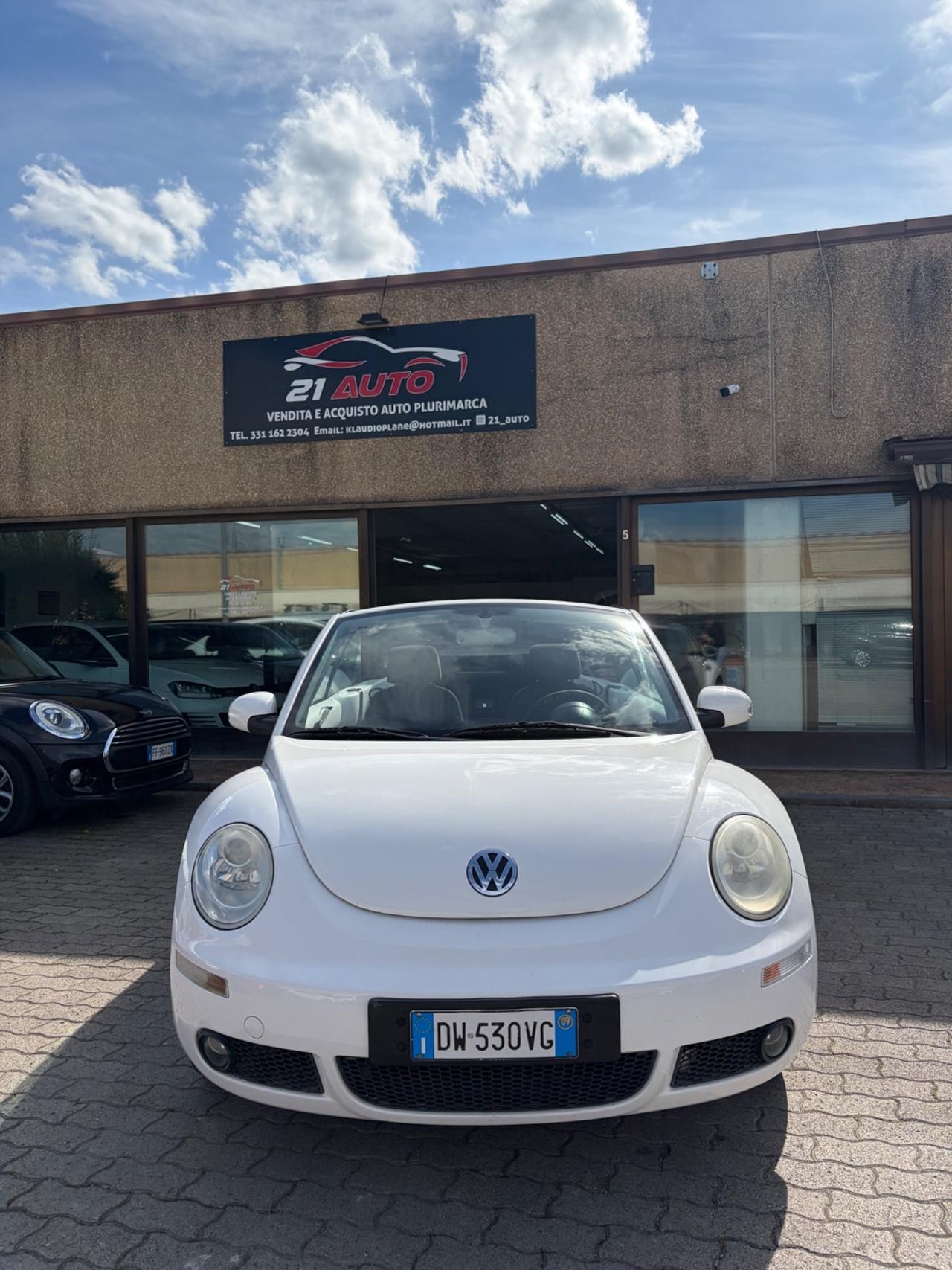 Volkswagen New Beetle 1.4 16V Cabrio