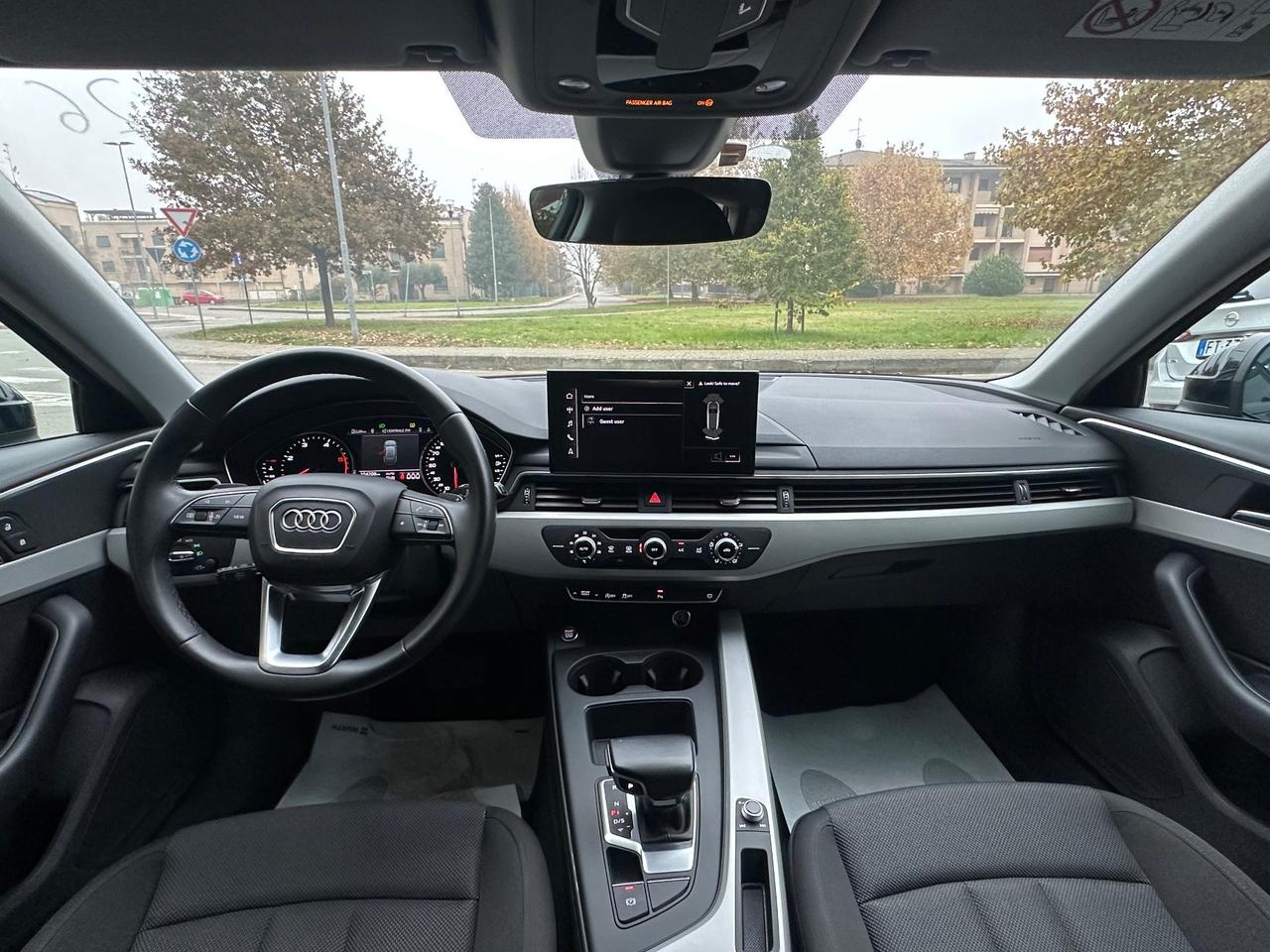 Audi A4 Avant 30 TDI/136 CV S tronic Business Advanced