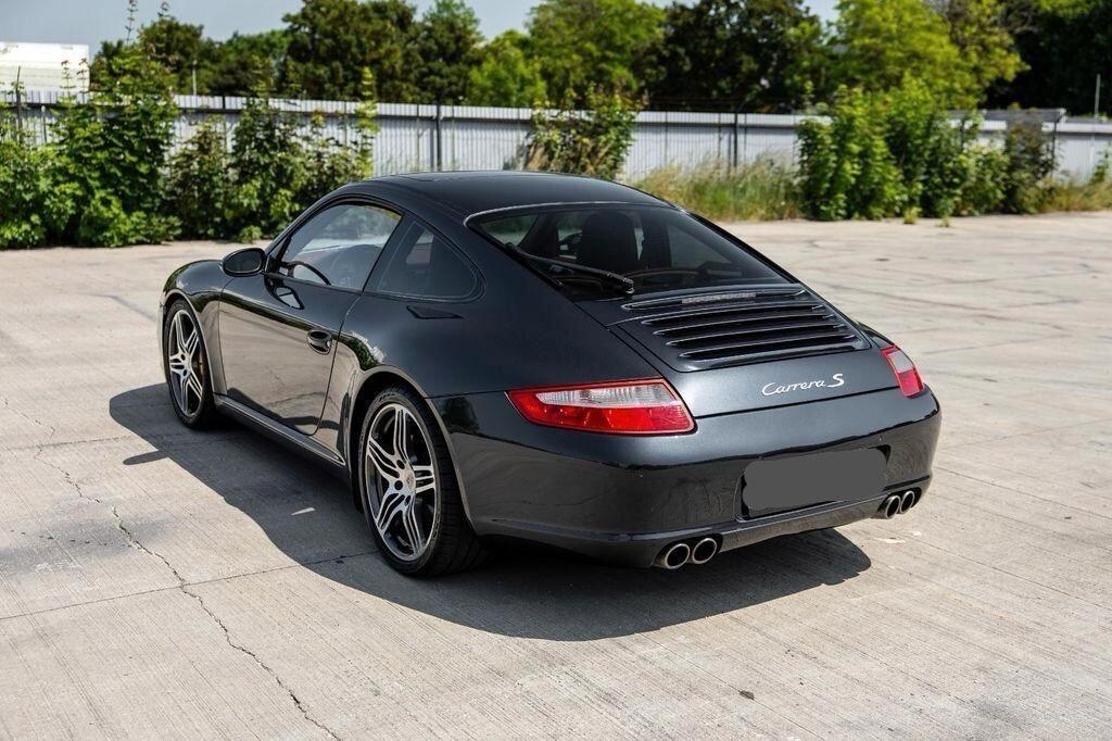 Porsche 911 Carrera S Coupé 997 SERVICE PORSCHE