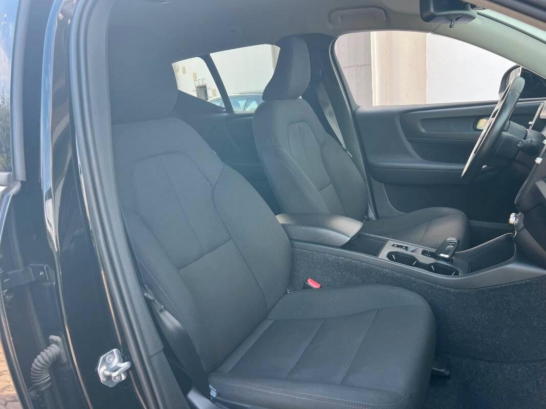 Volvo XC40 2.0 d3 Momentum auto my21