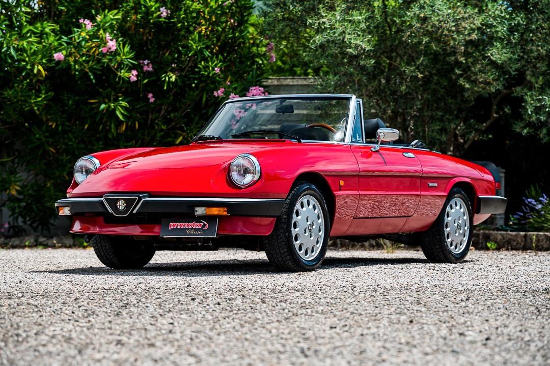 Alfa Romeo 1.6 Spider “Duetto” Serie III Aerodinamica