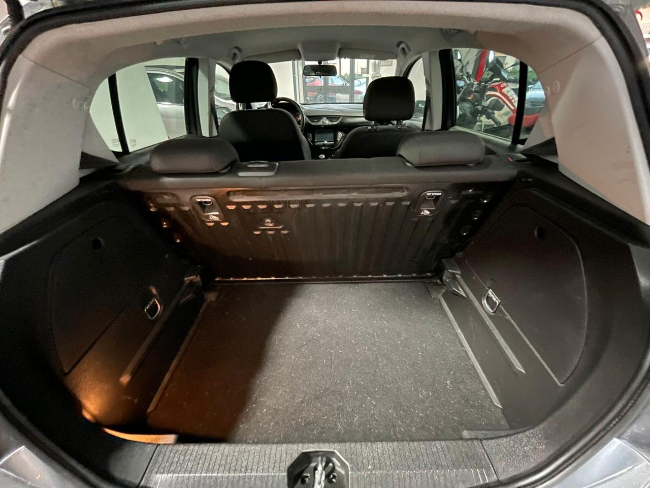 Opel Corsa 1.2 5 porte Innovation