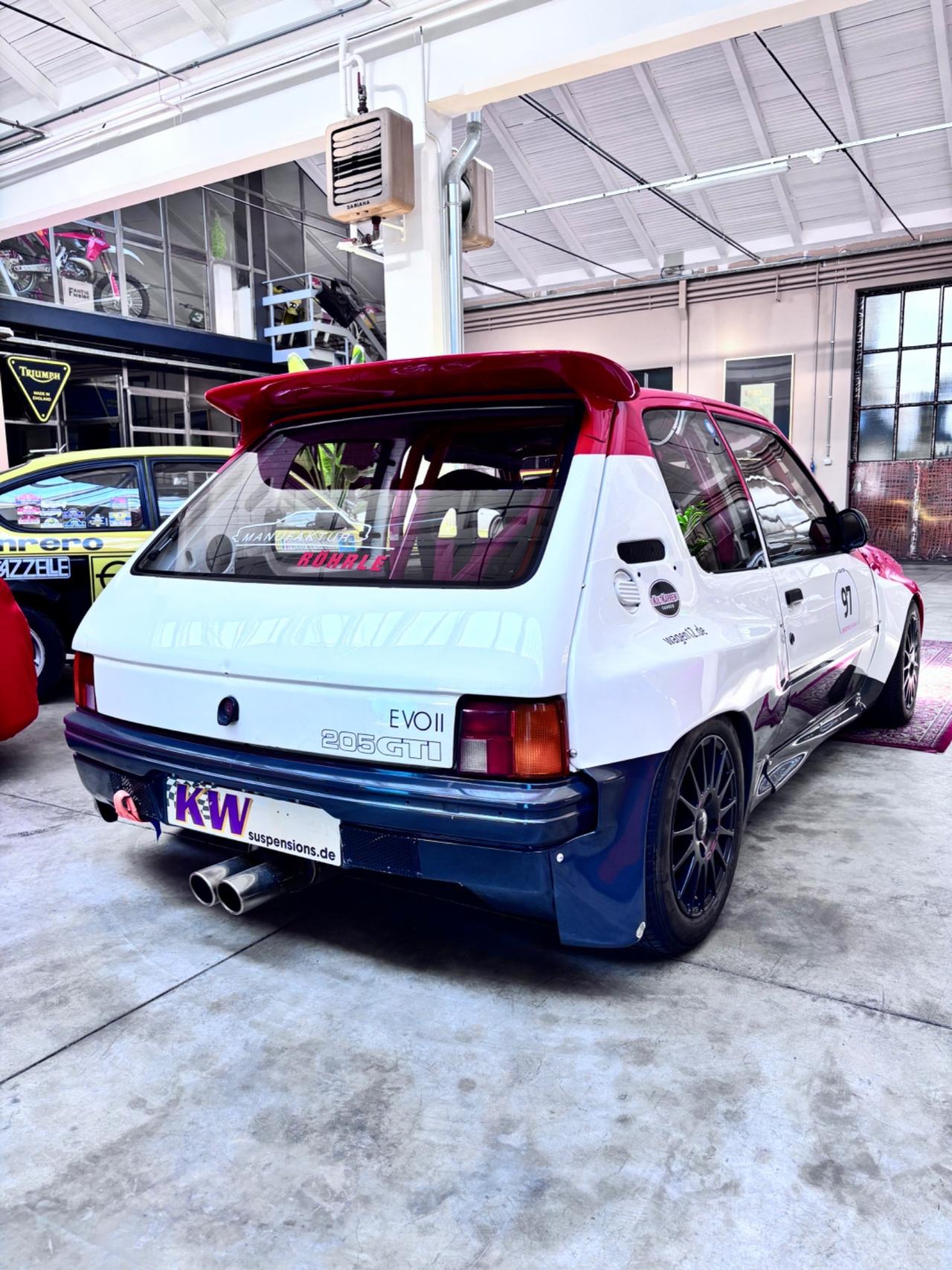 Peugeot 205 GTI 1.6 115cv