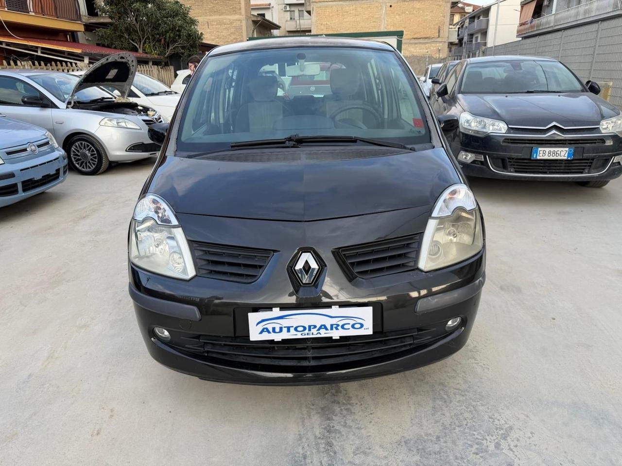 Renault Modus 1.5 dCi 85CV Dynamique