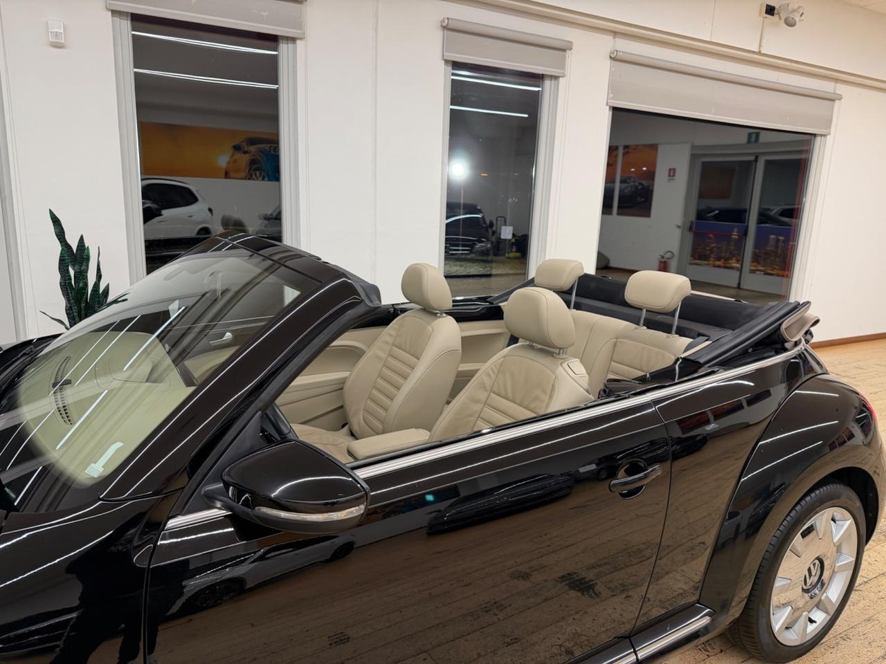 Volkswagen Maggiolino Cabrio 69.000 KM FULL