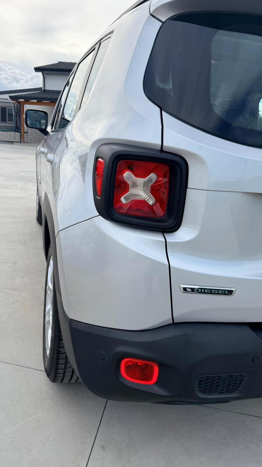 Jeep Renegade 1.6 Mjt 120 CV Longitude