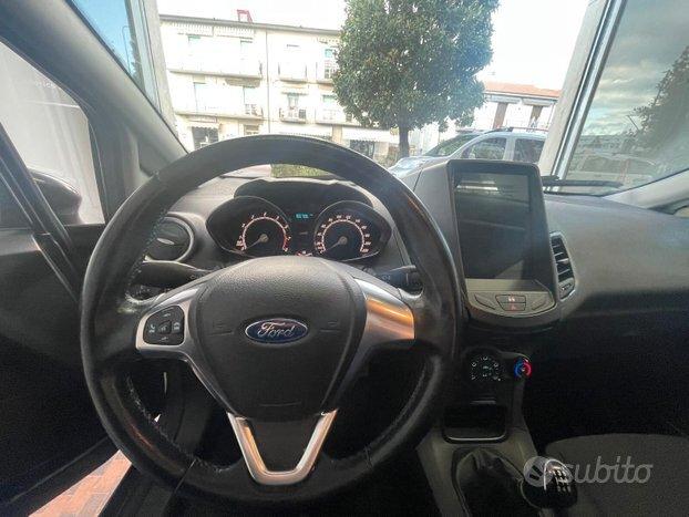 Ford Fiesta 1.4 5p. Bz.- GPL Titanium