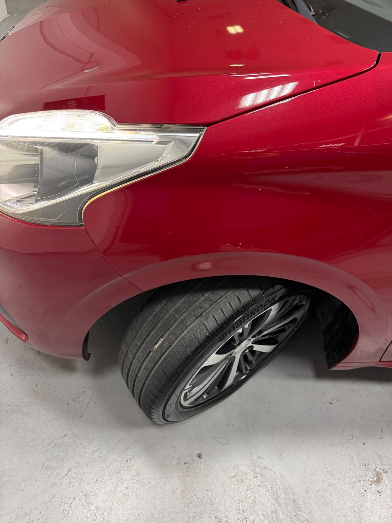 Peugeot 208 PureTech 82 5 porte Allure