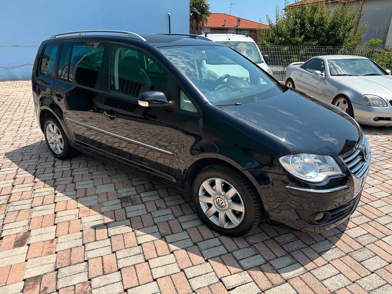 Volkswagen Touran 2.0 TDI DPF Highline 7 Posti